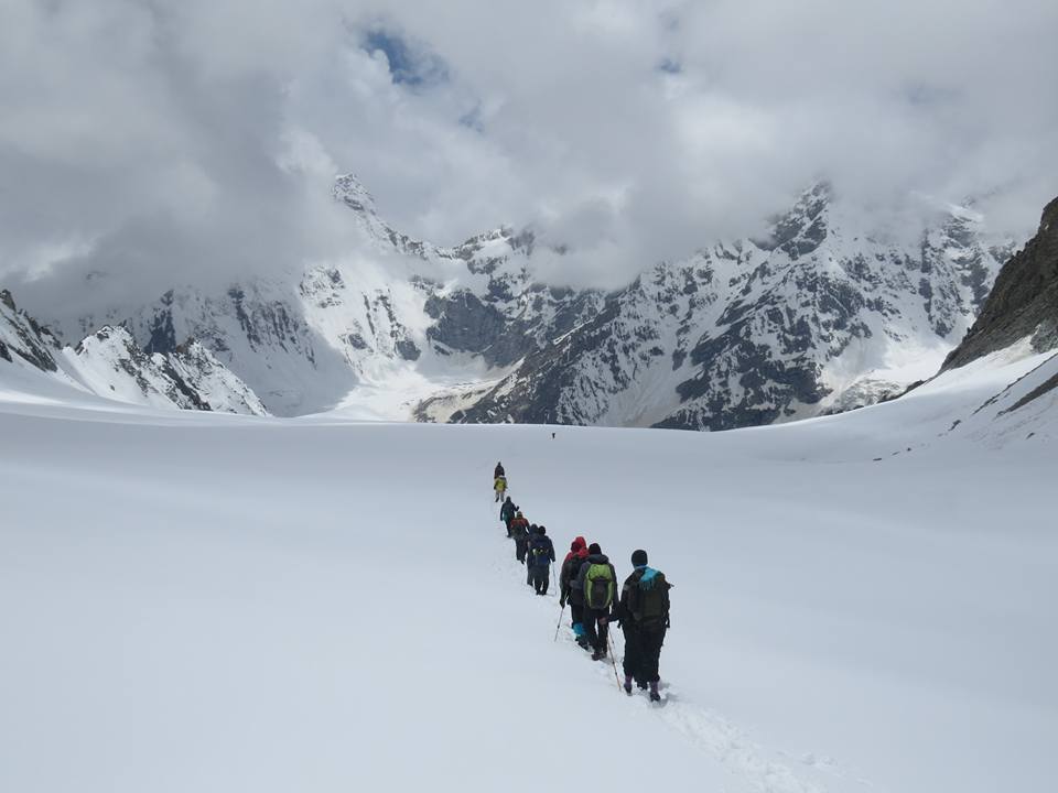 Walking on snowfields below Lamkhaga pass